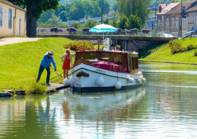 Canal de Montbard